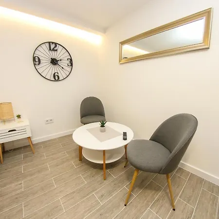 Like Apartment